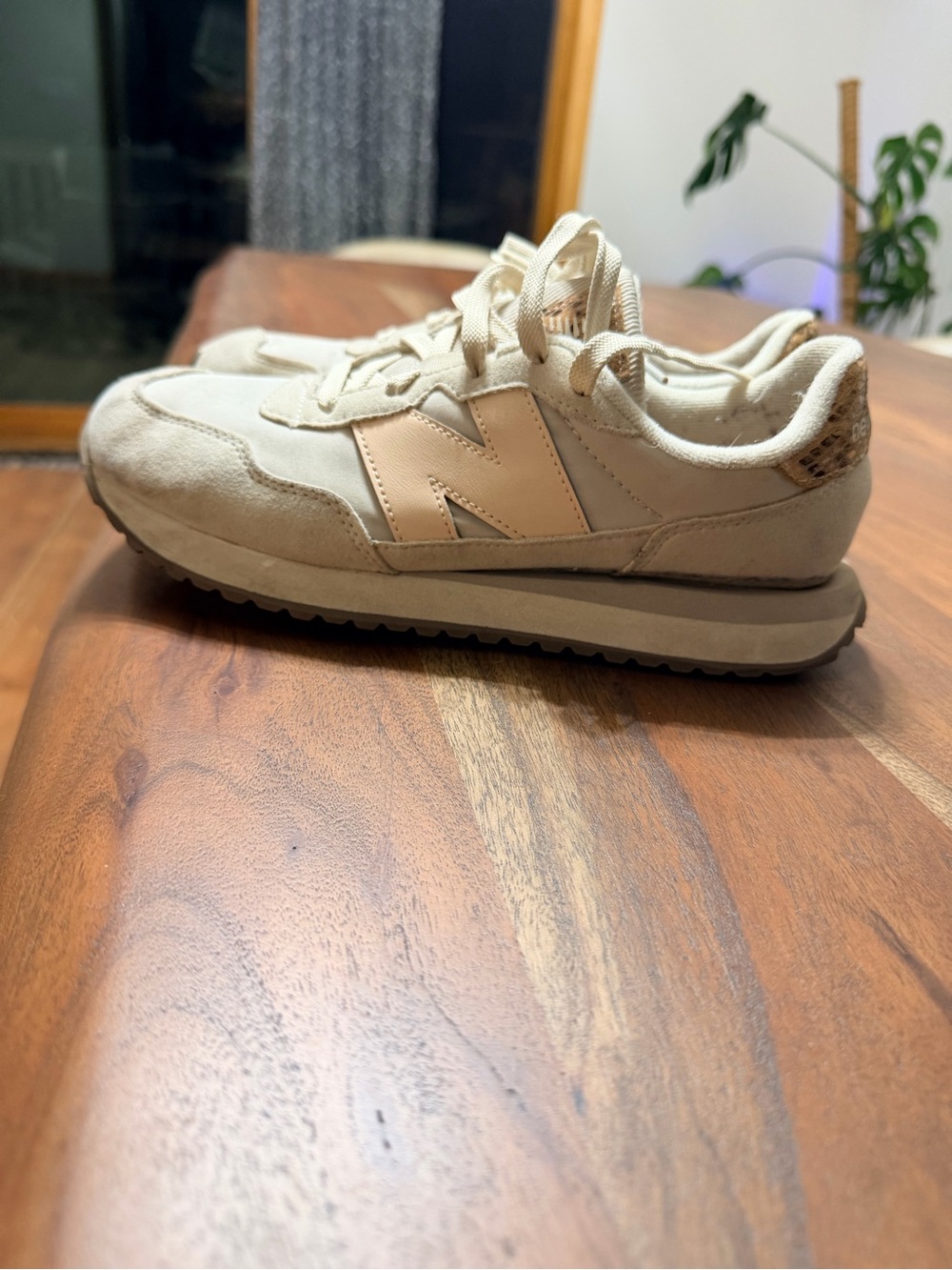 New Balance Kids Cream and Tan Retro Runner Sneakers
